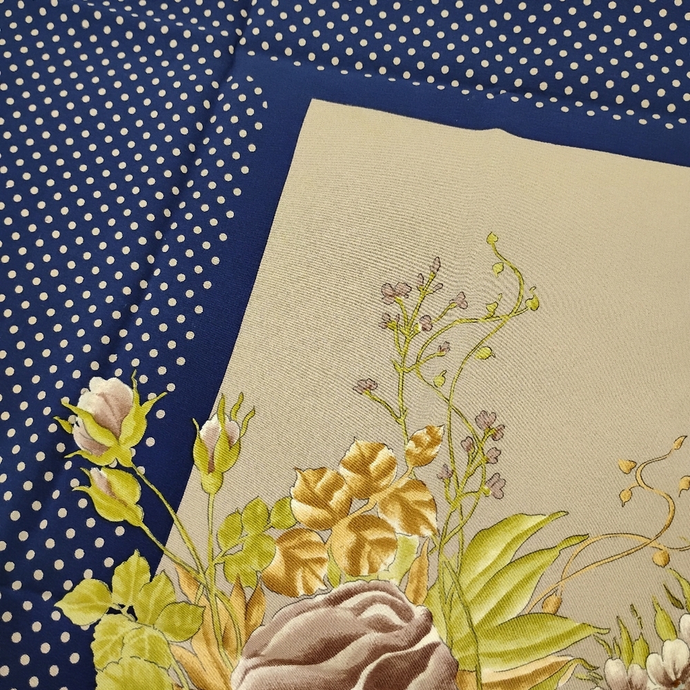 CHRISTIAN DIOR Blue and Cream Authentic Scarf - Picture 7 of 8